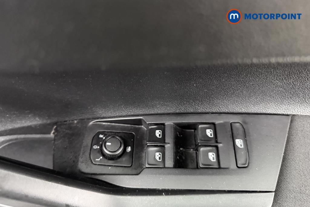 Volkswagen Polo Match Manual Petrol Hatchback - Stock Number (1567864) - 18th supplementary image