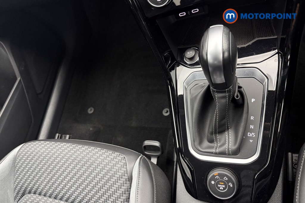 Volkswagen T-Roc R Automatic Petrol SUV - Stock Number (1568183) - 10th supplementary image