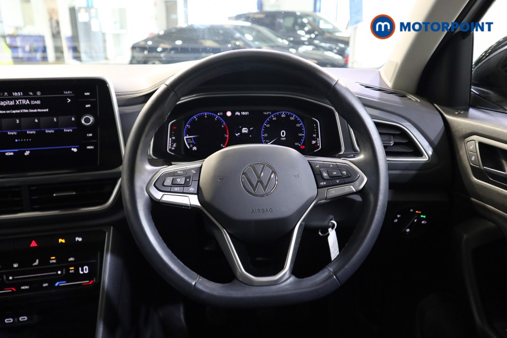 Volkswagen T-Roc Style Manual Petrol SUV - Stock Number (1568261) - 2nd supplementary image