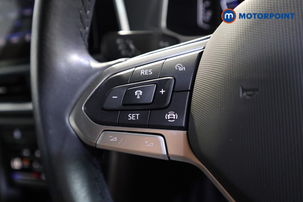 Volkswagen T-Roc Style Manual Petrol SUV - Stock Number (1568261) - 4th supplementary image