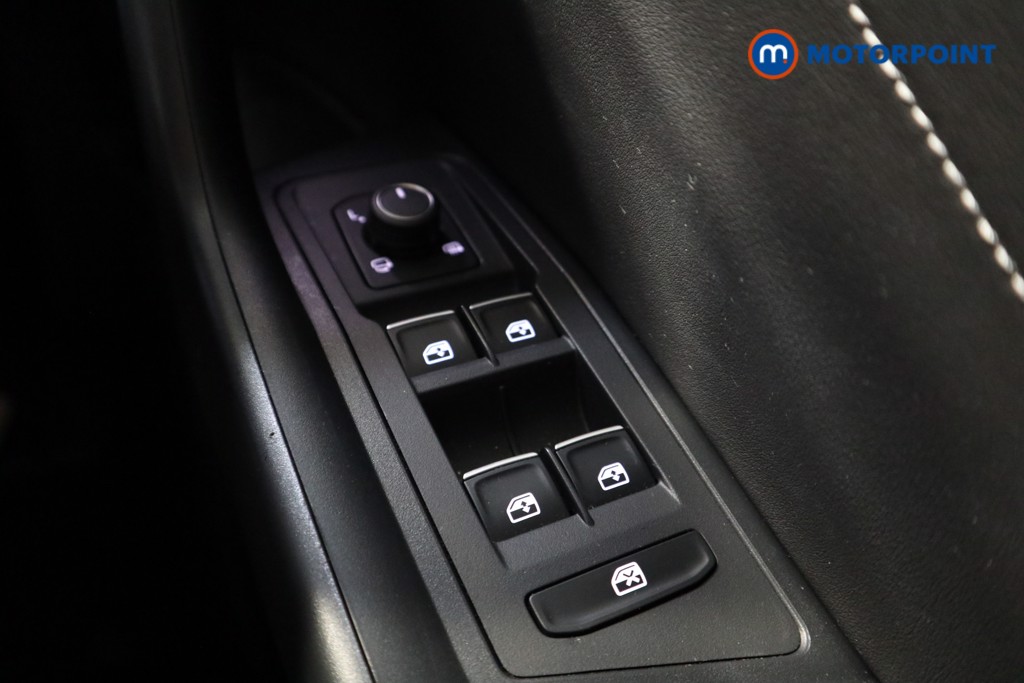 Volkswagen T-Roc Style Manual Petrol SUV - Stock Number (1568261) - 6th supplementary image