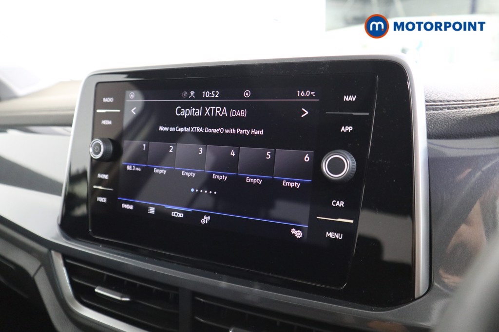 Volkswagen T-Roc Style Manual Petrol SUV - Stock Number (1568261) - 8th supplementary image