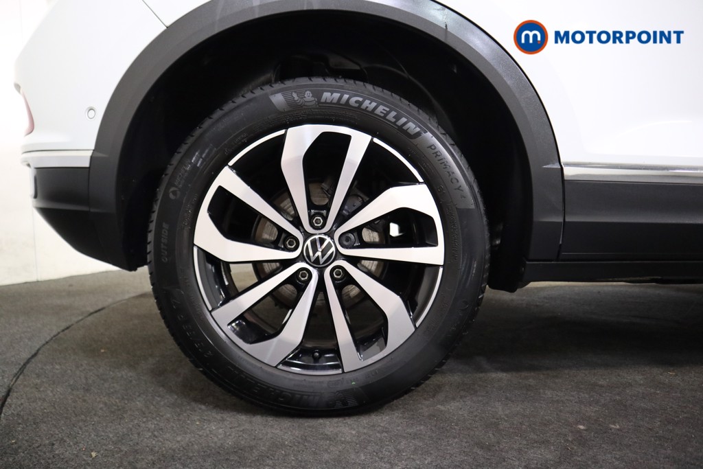 Volkswagen T-Roc Style Manual Petrol SUV - Stock Number (1568261) - 14th supplementary image