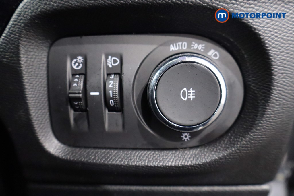 Vauxhall Corsa Se Premium Manual Petrol Hatchback - Stock Number (1568350) - 17th supplementary image