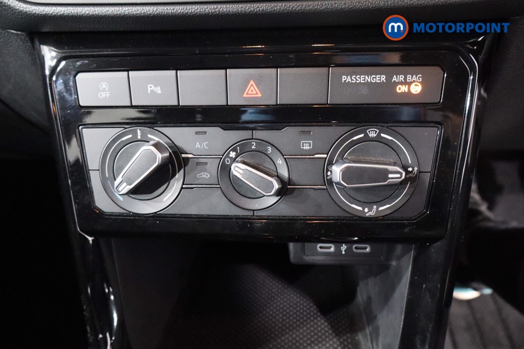 Volkswagen T-Cross Black Edition Manual Petrol SUV - Stock Number (1568353) - 16th supplementary image