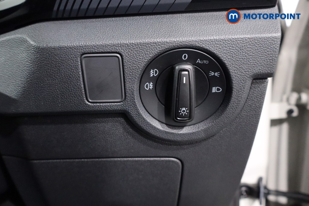 Volkswagen T-Cross Black Edition Manual Petrol SUV - Stock Number (1568353) - 25th supplementary image