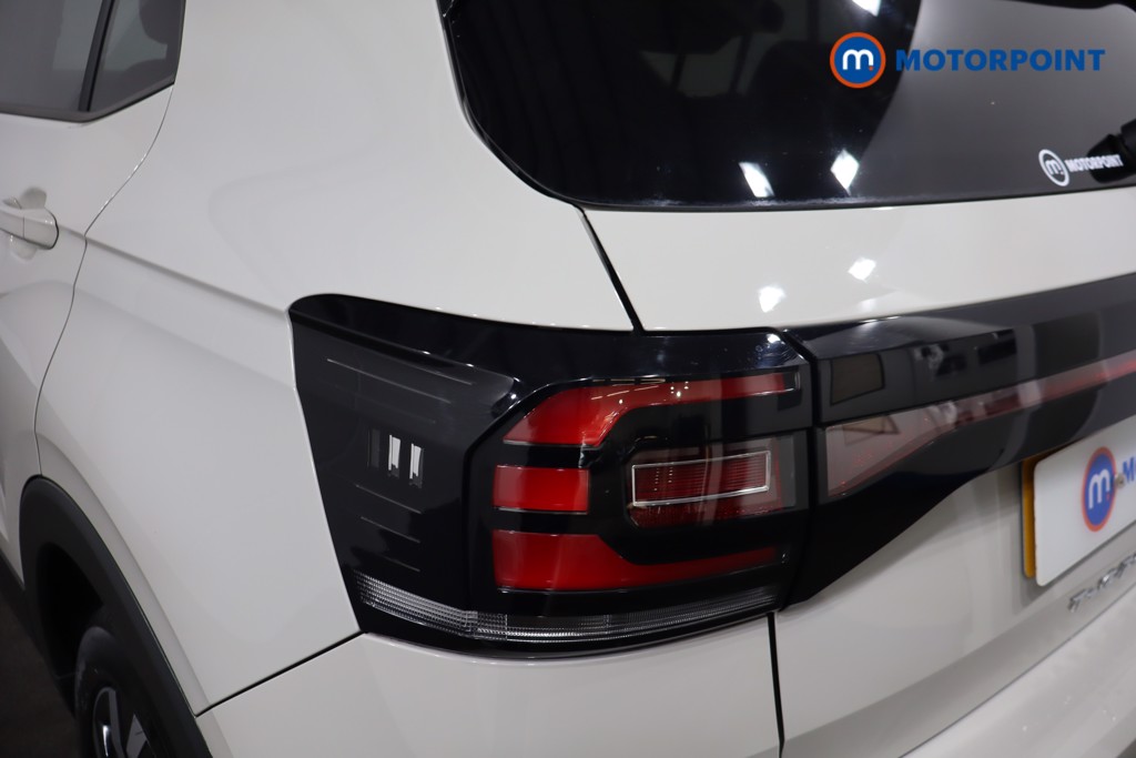 Volkswagen T-Cross Black Edition Manual Petrol SUV - Stock Number (1568353) - 32nd supplementary image