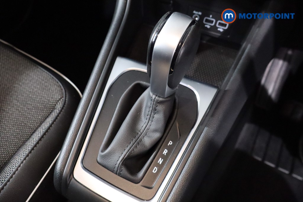 Renault Captur S Edition Automatic Petrol SUV - Stock Number (1569217) - 14th supplementary image