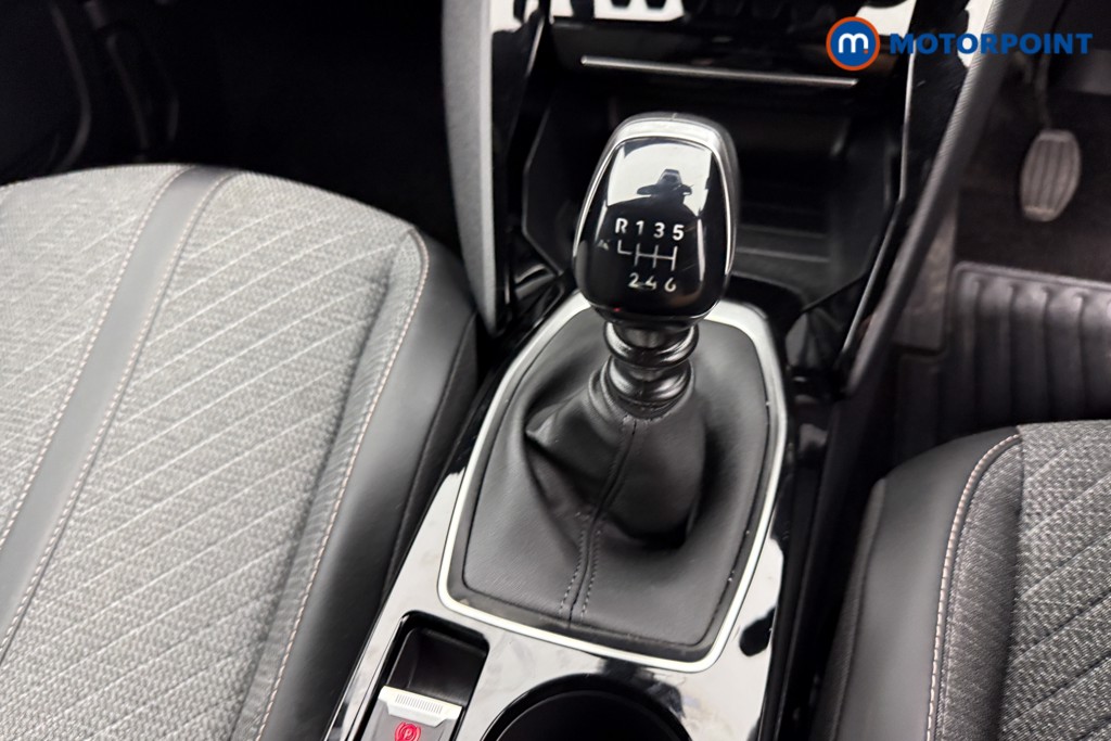 Peugeot 2008 Allure Manual Petrol SUV - Stock Number (1569383) - 10th supplementary image