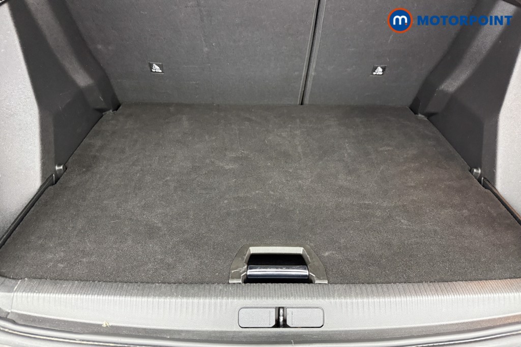 Peugeot 2008 Allure Manual Petrol SUV - Stock Number (1569384) - 18th supplementary image