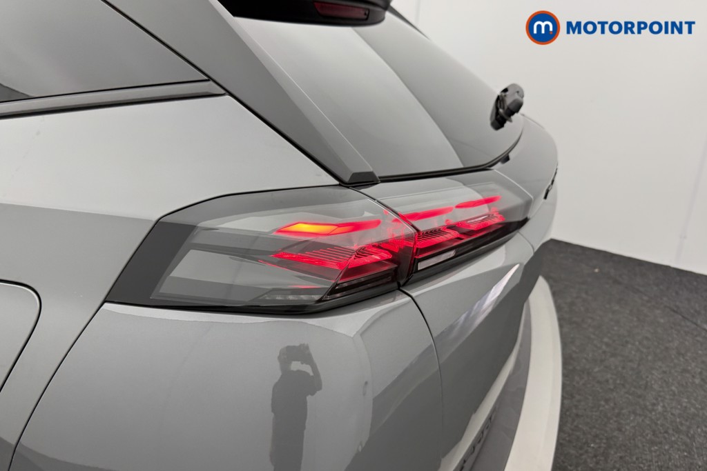Peugeot 2008 Allure Manual Petrol SUV - Stock Number (1569391) - 22nd supplementary image