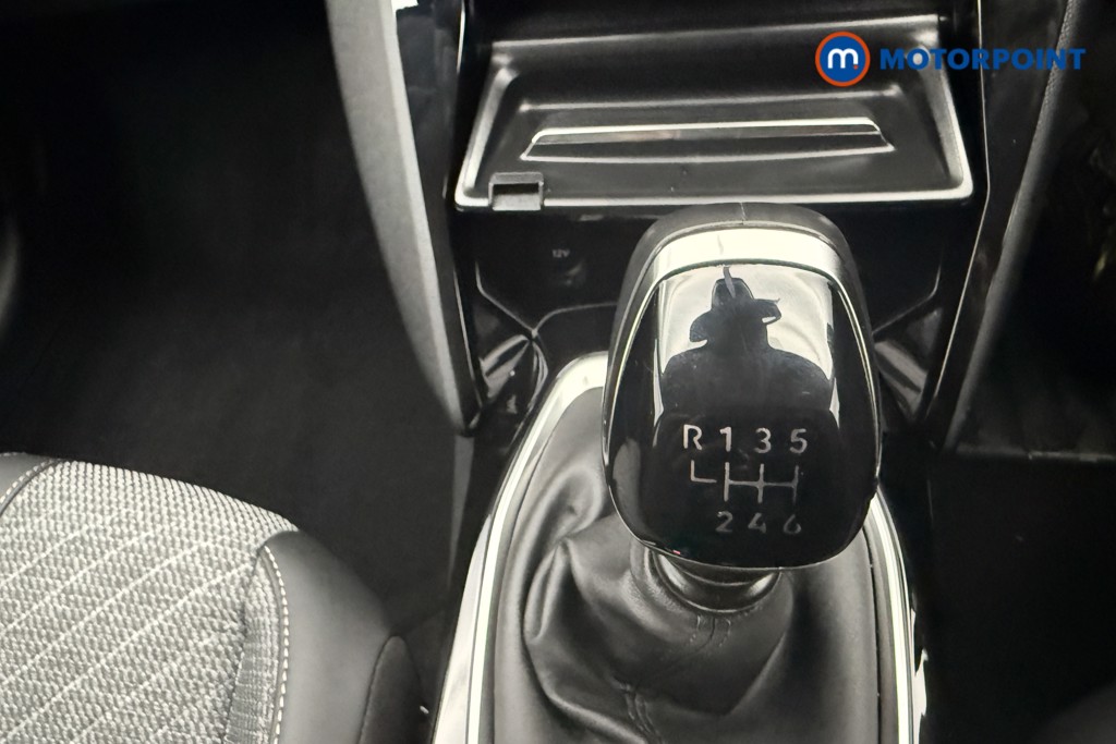 Peugeot 208 Allure Manual Petrol Hatchback - Stock Number (1569495) - 10th supplementary image