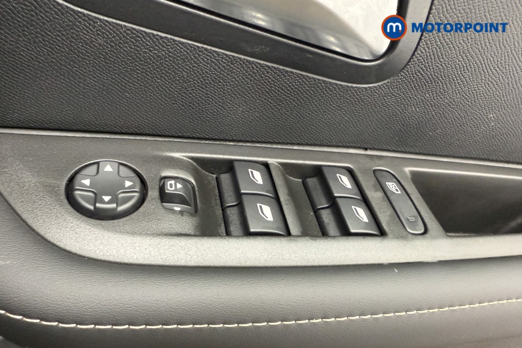 Peugeot 208 Allure Manual Petrol Hatchback - Stock Number (1569495) - 16th supplementary image
