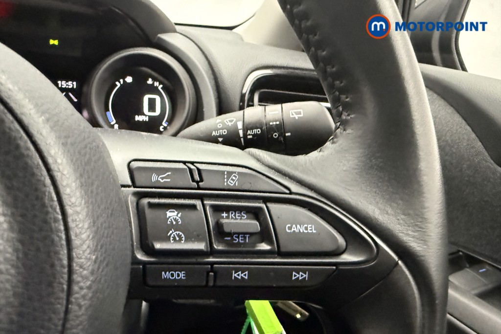 Toyota Yaris Design Automatic Petrol-Electric Hybrid Hatchback - Stock Number (1569552) - 11th supplementary image