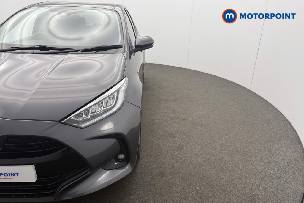 Toyota Yaris Design Automatic Petrol-Electric Hybrid Hatchback - Stock Number (1569552) - 20th supplementary image
