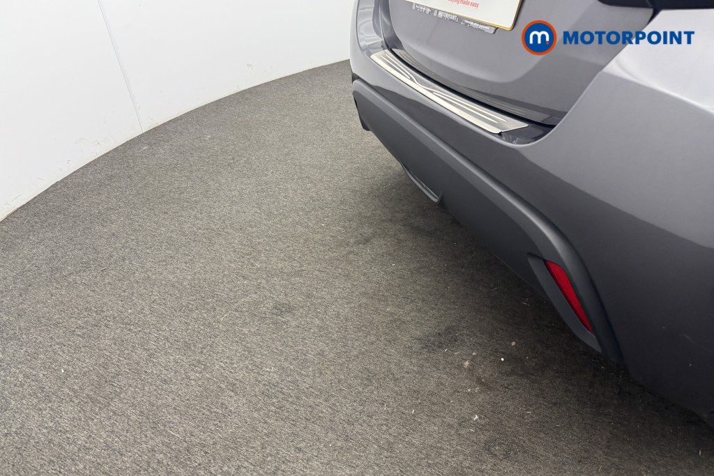 Toyota Yaris Design Automatic Petrol-Electric Hybrid Hatchback - Stock Number (1569552) - 22nd supplementary image
