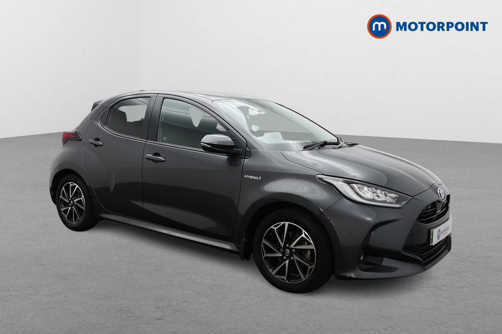 Toyota Yaris Design Automatic Petrol-Electric Hybrid Hatchback - Stock Number (1569552) - Drivers side front corner