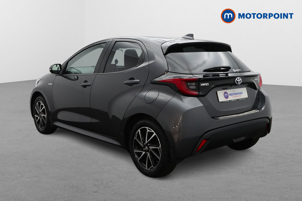 Toyota Yaris Design Automatic Petrol-Electric Hybrid Hatchback - Stock Number (1569552) - Passenger side rear corner