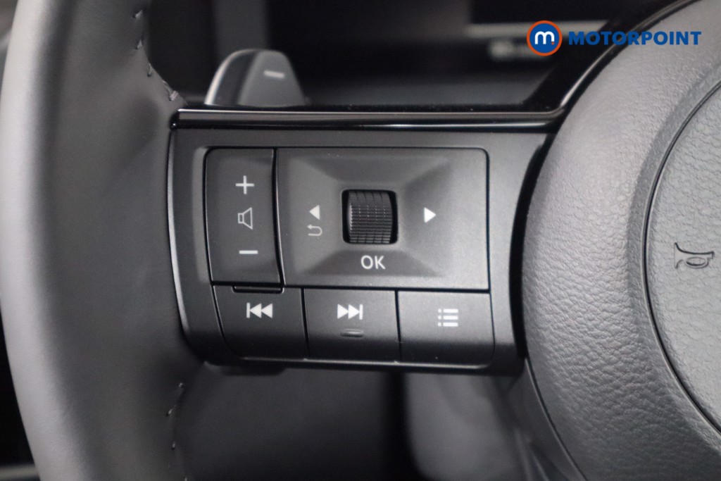 Nissan Qashqai N-Connecta Automatic Petrol SUV - Stock Number (1569602) - 7th supplementary image