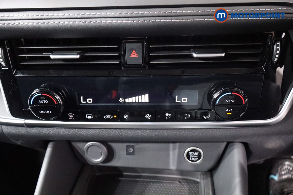 Nissan Qashqai N-Connecta Automatic Petrol SUV - Stock Number (1569602) - 17th supplementary image