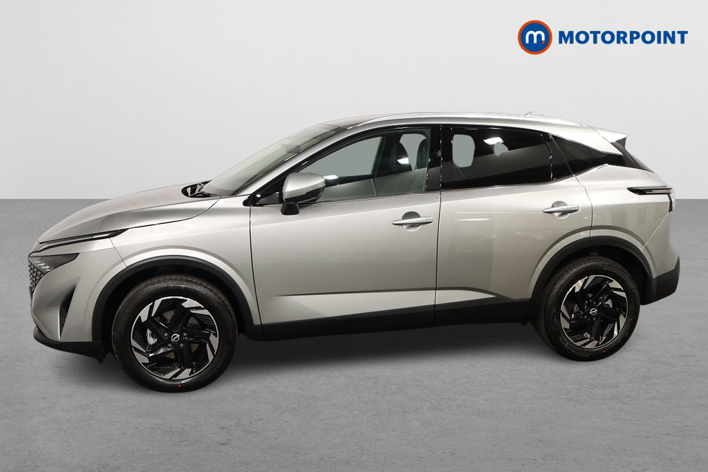 Nissan Qashqai N-Connecta Automatic Petrol SUV - Stock Number (1569602) - Passenger side