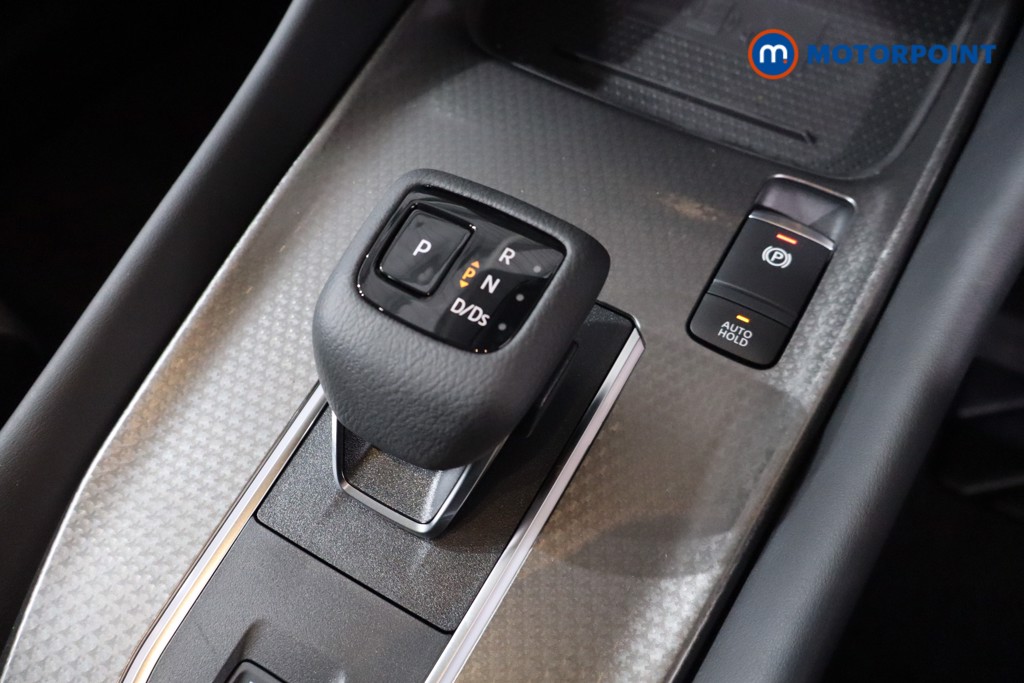 Nissan Qashqai N-Connecta Automatic Petrol SUV - Stock Number (1569606) - 14th supplementary image