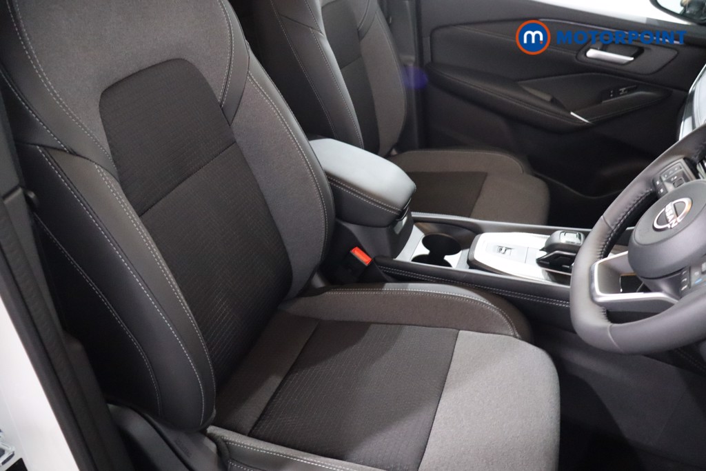 Nissan Qashqai N-Connecta Automatic Petrol SUV - Stock Number (1569606) - 26th supplementary image