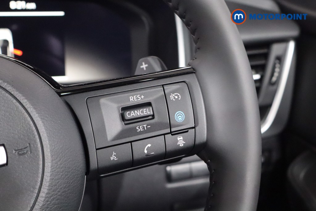 Nissan Qashqai N-Connecta Automatic Petrol SUV - Stock Number (1569609) - 8th supplementary image