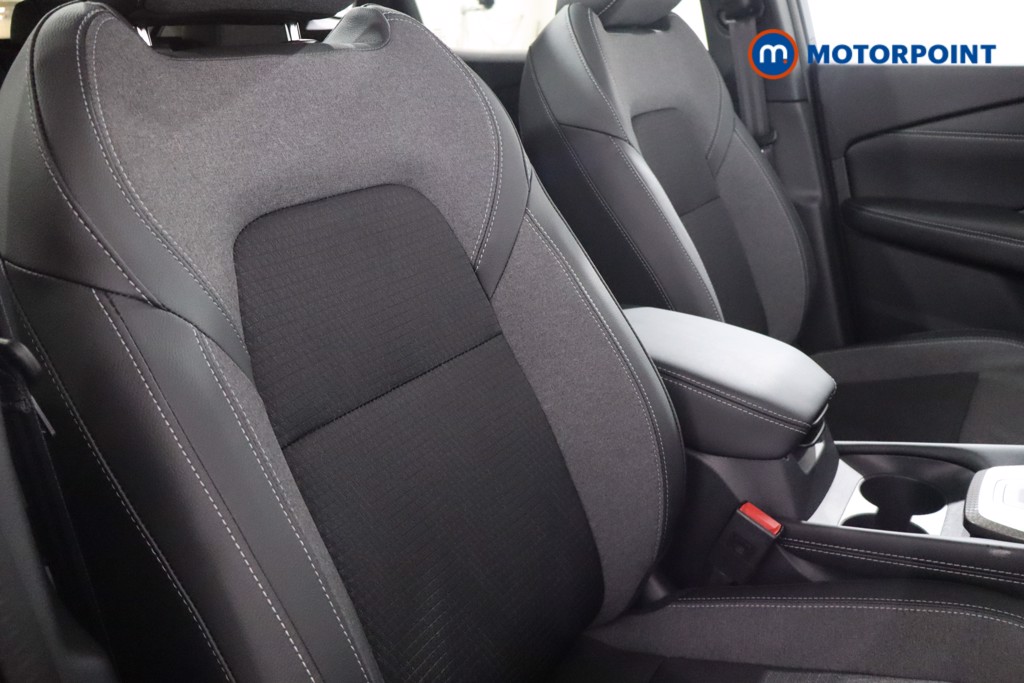 Nissan Qashqai N-Connecta Automatic Petrol SUV - Stock Number (1569609) - 23rd supplementary image
