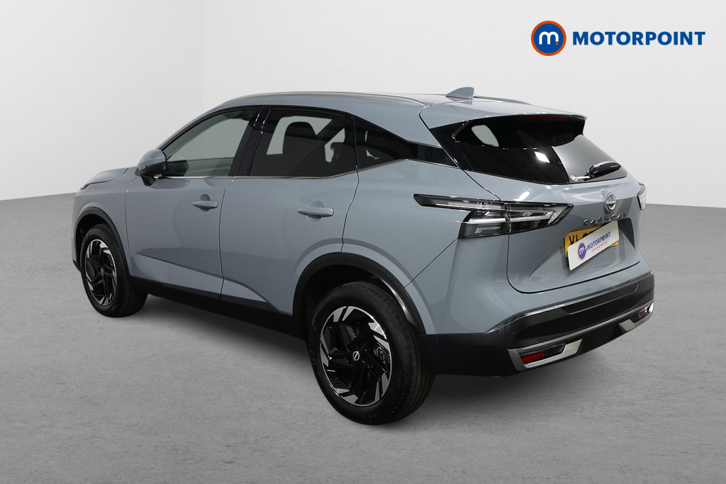 Nissan Qashqai N-Connecta Automatic Petrol SUV - Stock Number (1569609) - Passenger side rear corner
