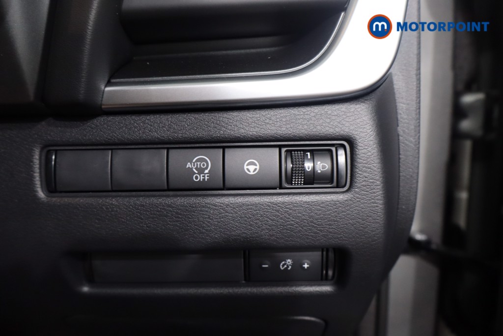 Nissan Qashqai N-Connecta Automatic Petrol SUV - Stock Number (1569613) - 21st supplementary image