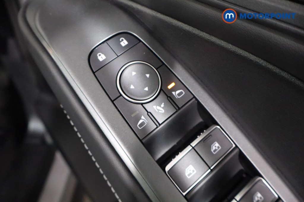 Nissan Qashqai N-Connecta Automatic Petrol SUV - Stock Number (1569613) - 22nd supplementary image