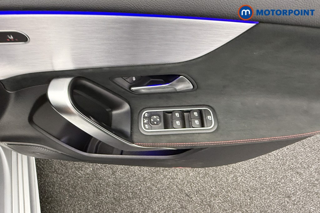 Mercedes-Benz A Class Amg Line Automatic Diesel Hatchback - Stock Number (1570071) - 17th supplementary image