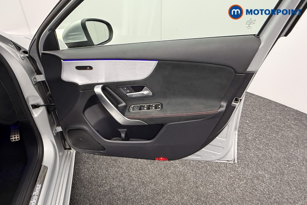 Mercedes-Benz A Class Amg Line Automatic Diesel Hatchback - Stock Number (1570071) - 18th supplementary image