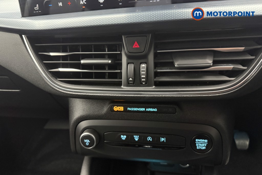 Ford Focus Active X Manual Petrol Estate - Stock Number (1553878) - 11th supplementary image