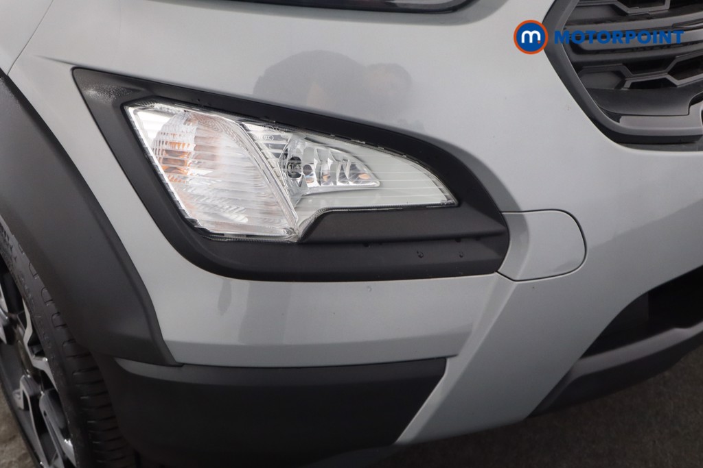 Ford Ecosport Active Manual Petrol SUV - Stock Number (1554778) - 26th supplementary image