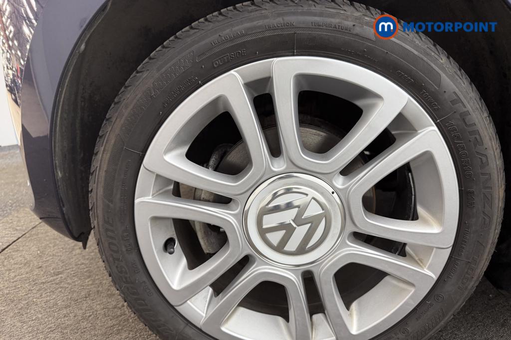 Volkswagen UP Club Up Manual Petrol Hatchback - Stock Number (1555489) - 15th supplementary image