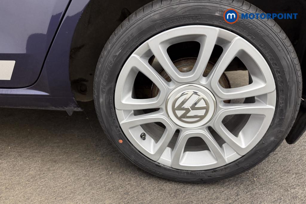 Volkswagen UP Club Up Manual Petrol Hatchback - Stock Number (1555489) - 17th supplementary image