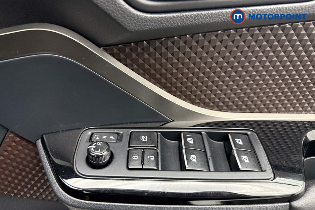 Toyota C-Hr Excel Manual Petrol SUV - Stock Number (1556686) - 15th supplementary image