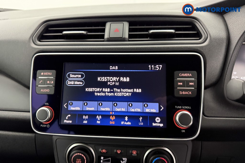 Nissan Leaf Acenta Automatic Electric Hatchback - Stock Number (1559296) - 5th supplementary image