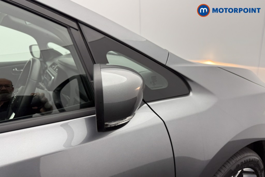 Nissan Leaf Acenta Automatic Electric Hatchback - Stock Number (1559296) - 13th supplementary image