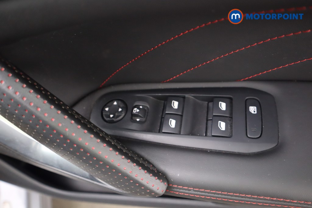 Peugeot 308 GT Manual Petrol Hatchback - Stock Number (1560604) - 25th supplementary image
