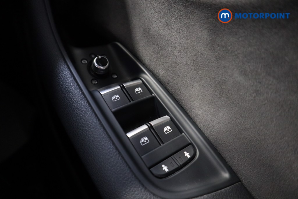 Audi Q7 Black Edition Automatic Diesel SUV - Stock Number (1561082) - 6th supplementary image