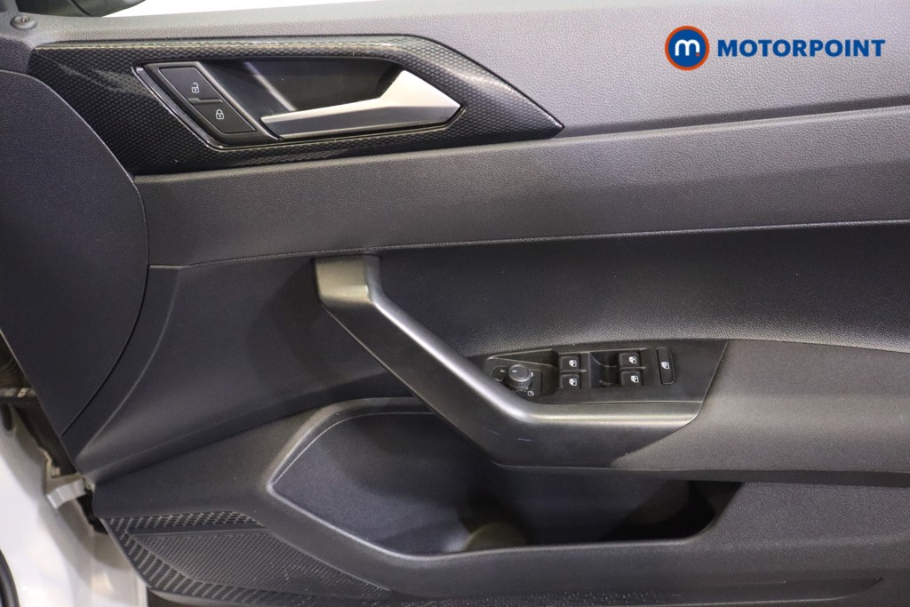 Volkswagen Polo Life Manual Petrol Hatchback - Stock Number (1561266) - 7th supplementary image