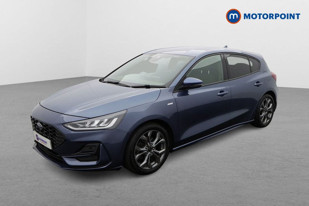 Ford Focus St-Line Manual Petrol Hatchback - Stock Number (1561307) - Passenger side front corner