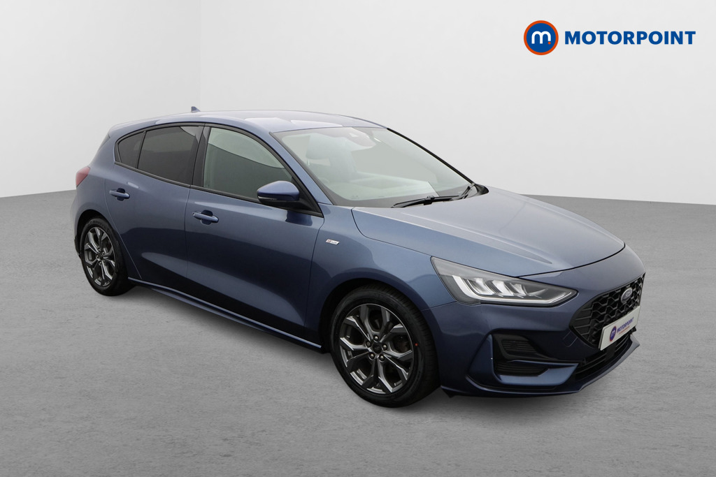 Ford Focus St-Line Manual Petrol Hatchback - Stock Number (1561307) - Drivers side front corner
