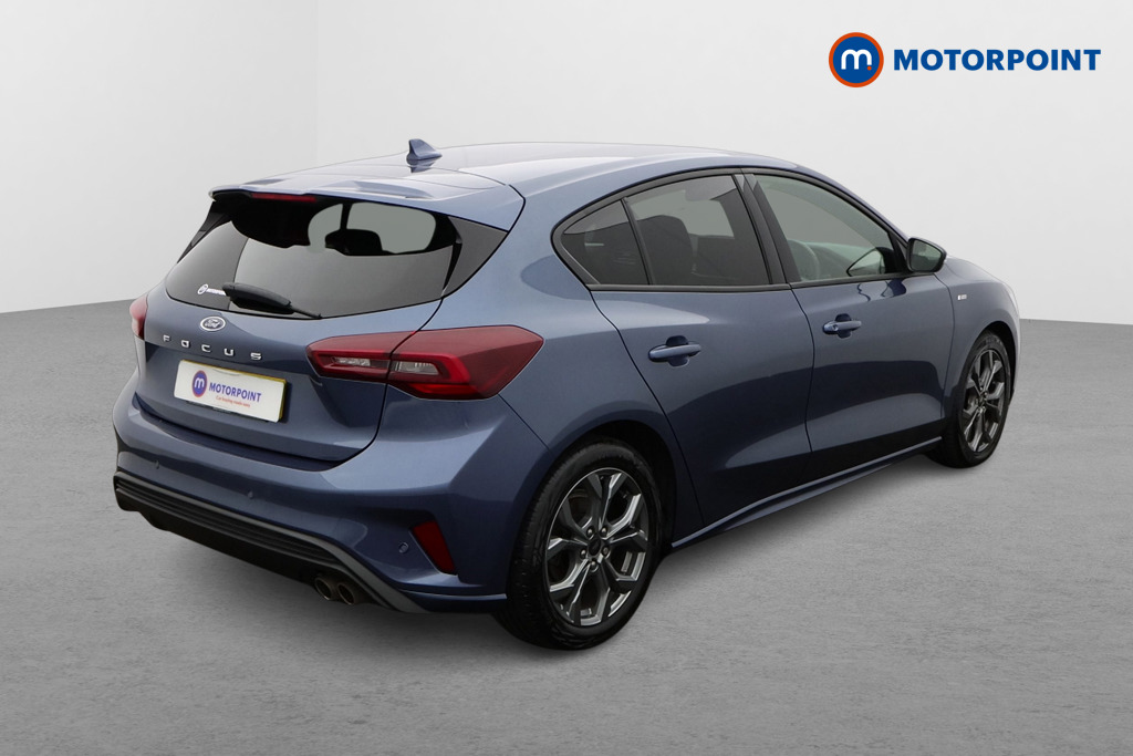 Ford Focus St-Line Manual Petrol Hatchback - Stock Number (1561307) - Drivers side rear corner