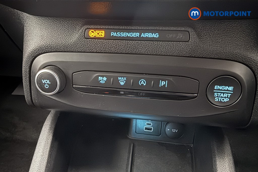 Ford Focus Active Manual Petrol Hatchback - Stock Number (1561683) - 10th supplementary image