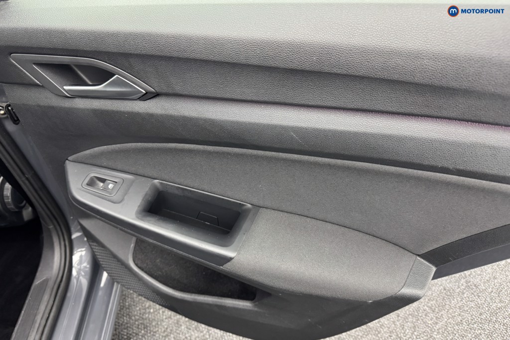 Volkswagen Golf Style Automatic Petrol Hatchback - Stock Number (1561731) - 23rd supplementary image