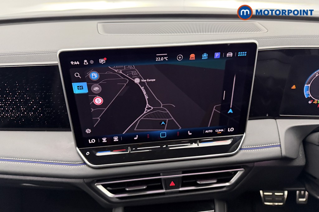 Volkswagen Tiguan R-Line Automatic Diesel SUV - Stock Number (1561929) - 2nd supplementary image